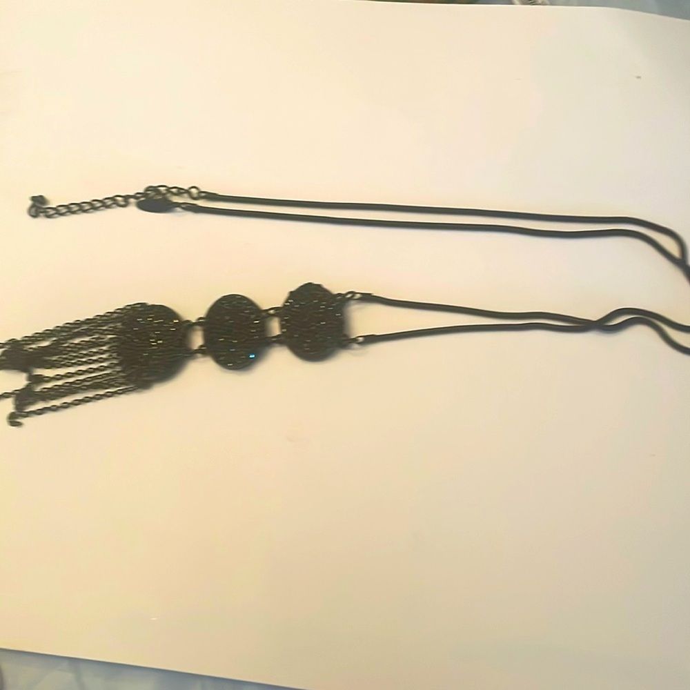 NY&CO black necklace